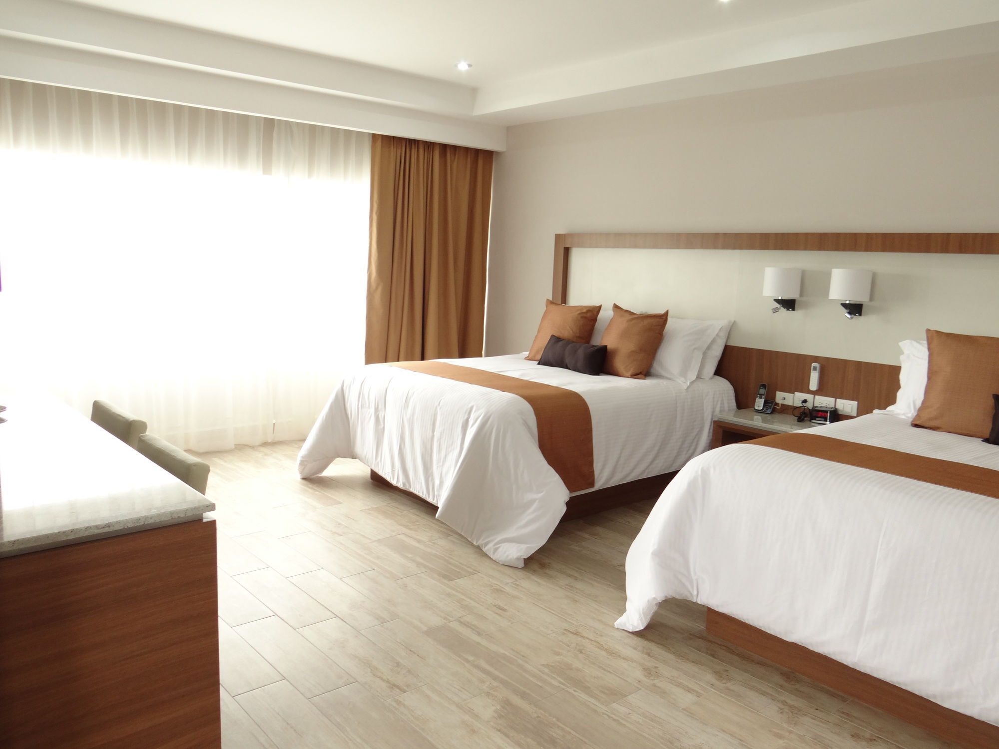 Hotel Soleil Business Class Leon Ngoại thất bức ảnh